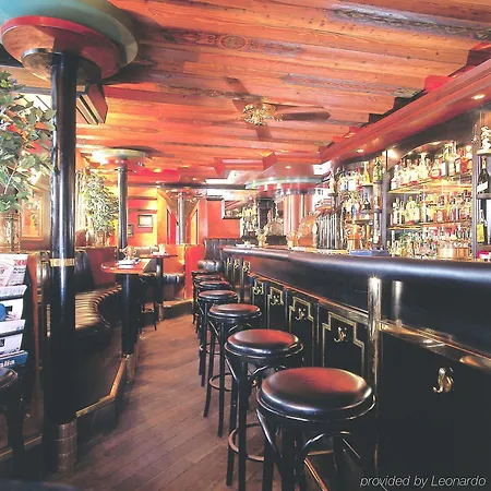 Schwarzer Adler Szálloda 4*