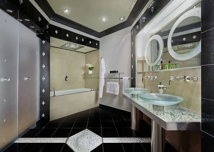 Hotell Schwarzer Adler