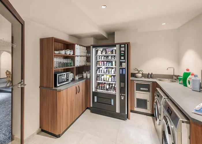 Schwarzer Adler Hotell 4*