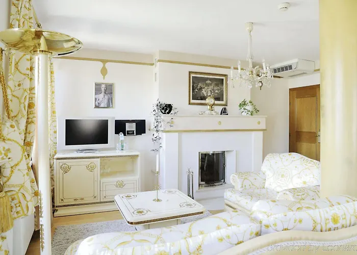 Schwarzer Adler Hotell 4*