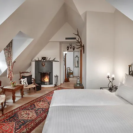 Schwarzer Adler Otel