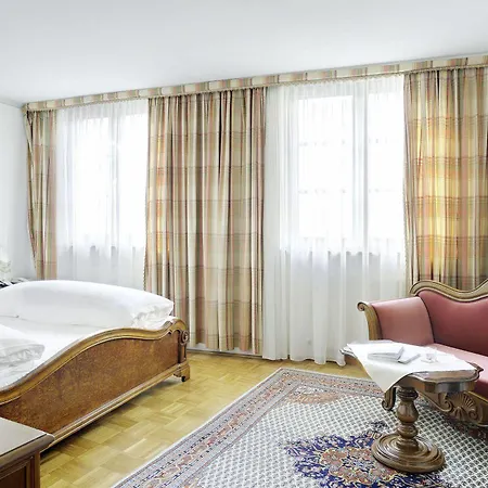 Schwarzer Adler 4* Инсбрук