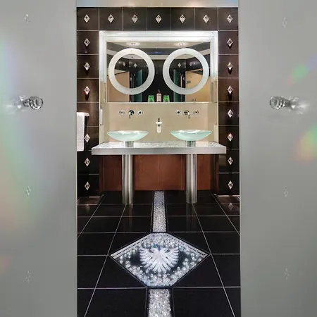 施沃泽阿德勒因斯布鲁克酒店 4*