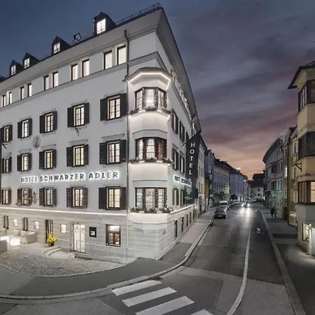 施沃泽阿德勒因斯布鲁克酒店 酒店