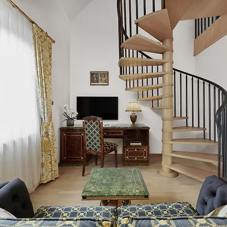 Schwarzer Adler Otel İnnsbruck